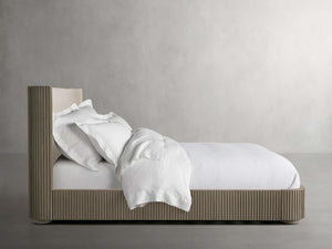 Finnley Bed