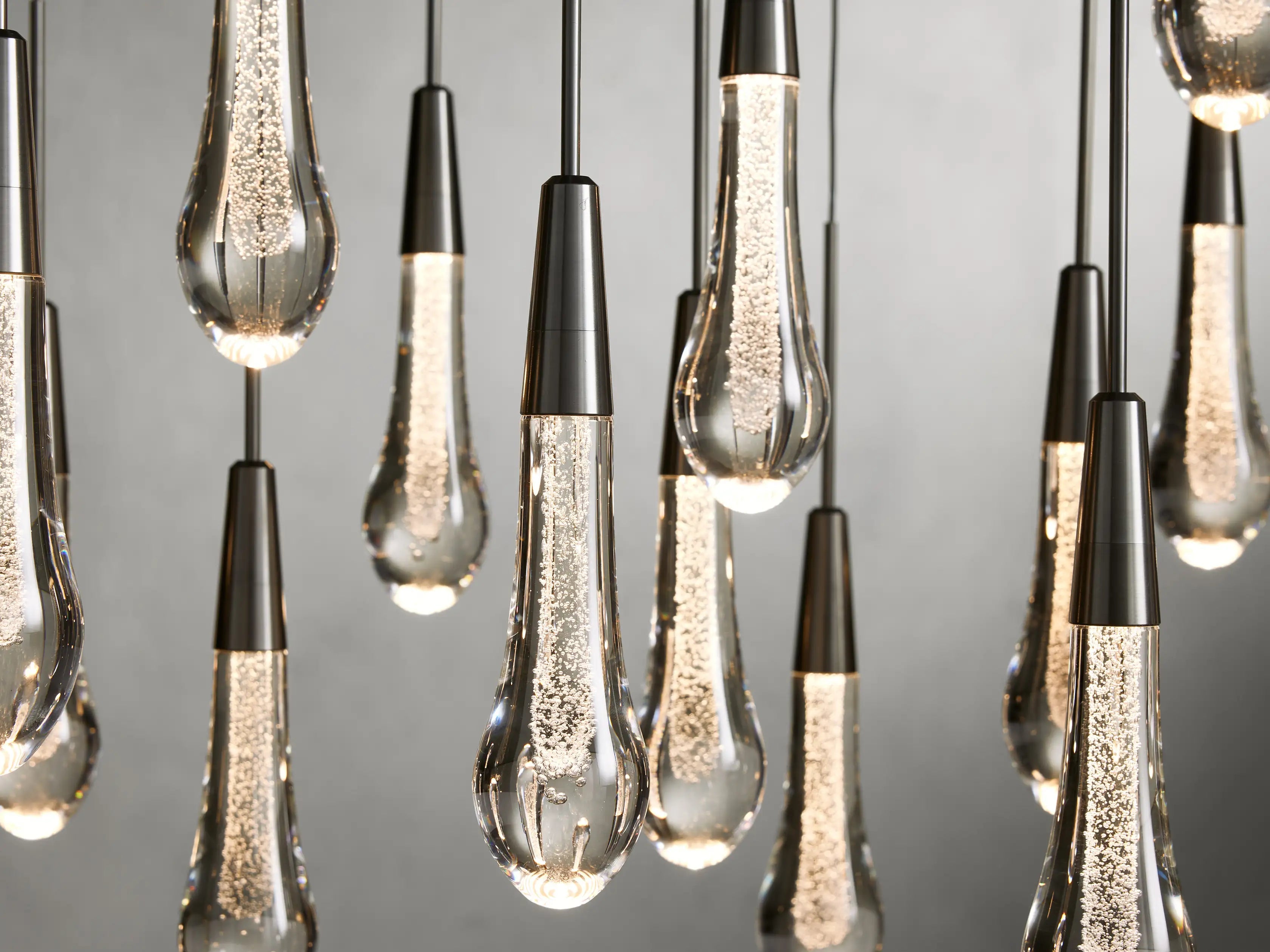 Solitaire Linear Chandelier 37"50"70"87"120"