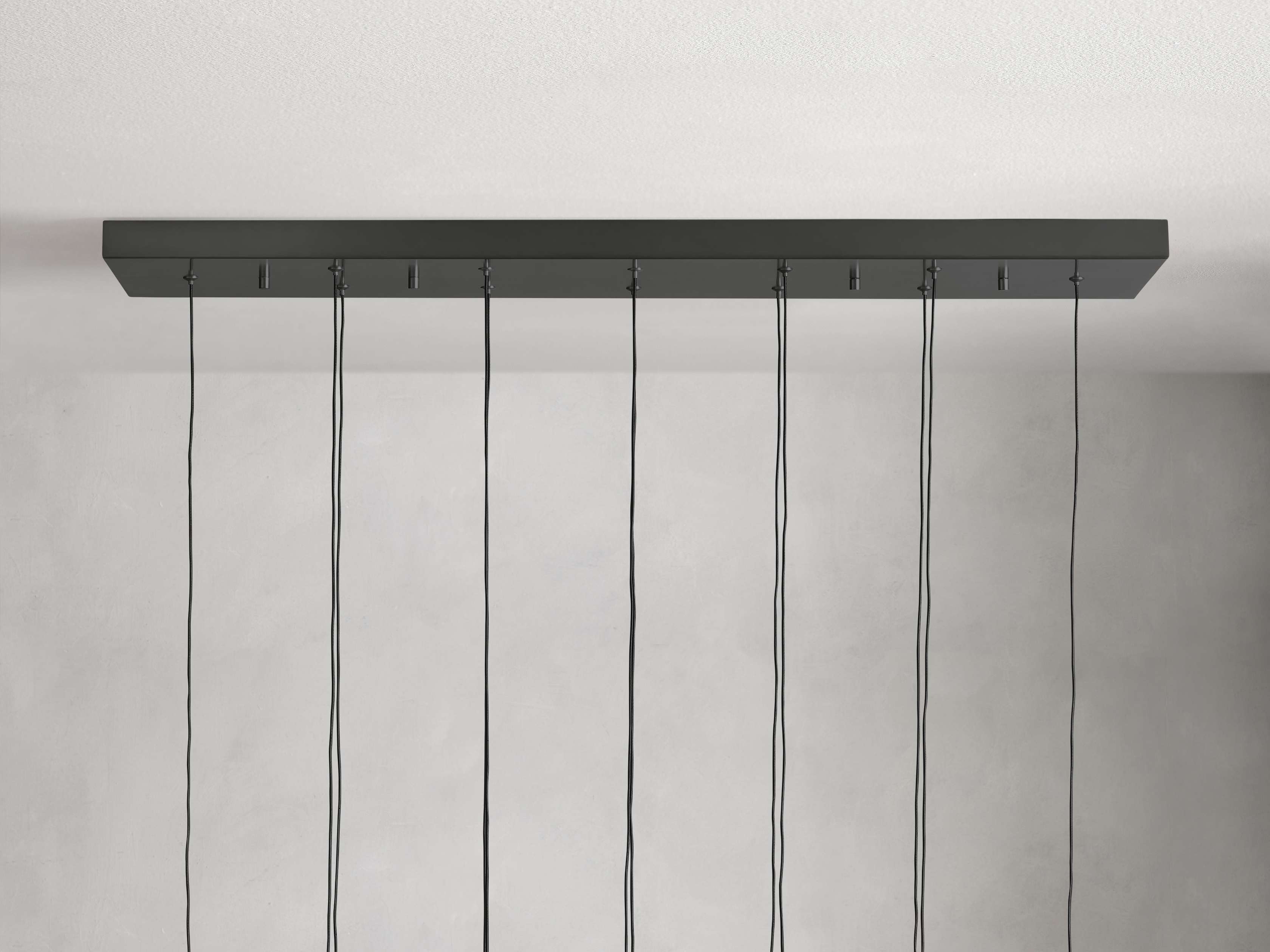 Solitaire Linear Chandelier 37"50"70"87"120"