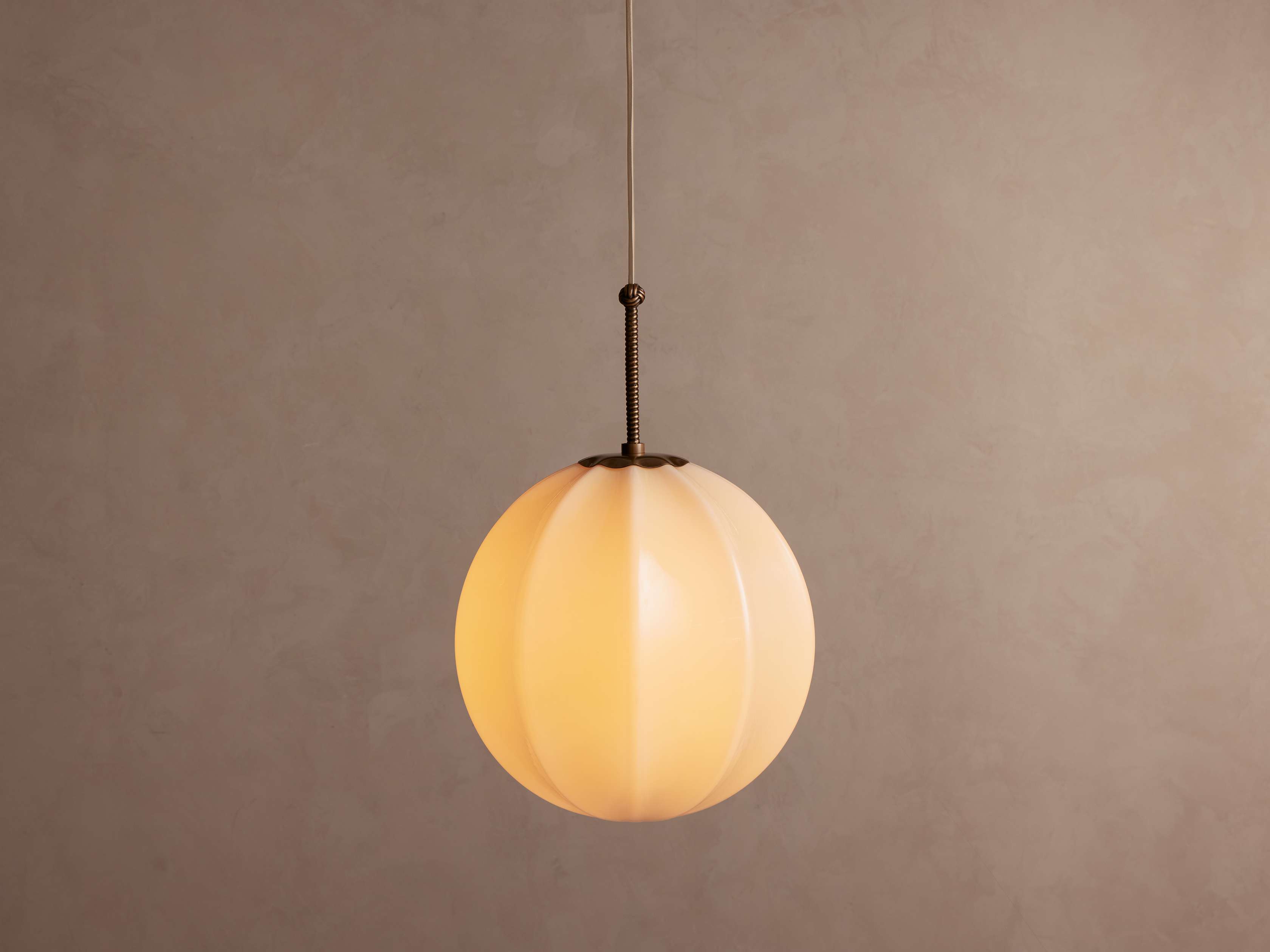 Agnes Pendant