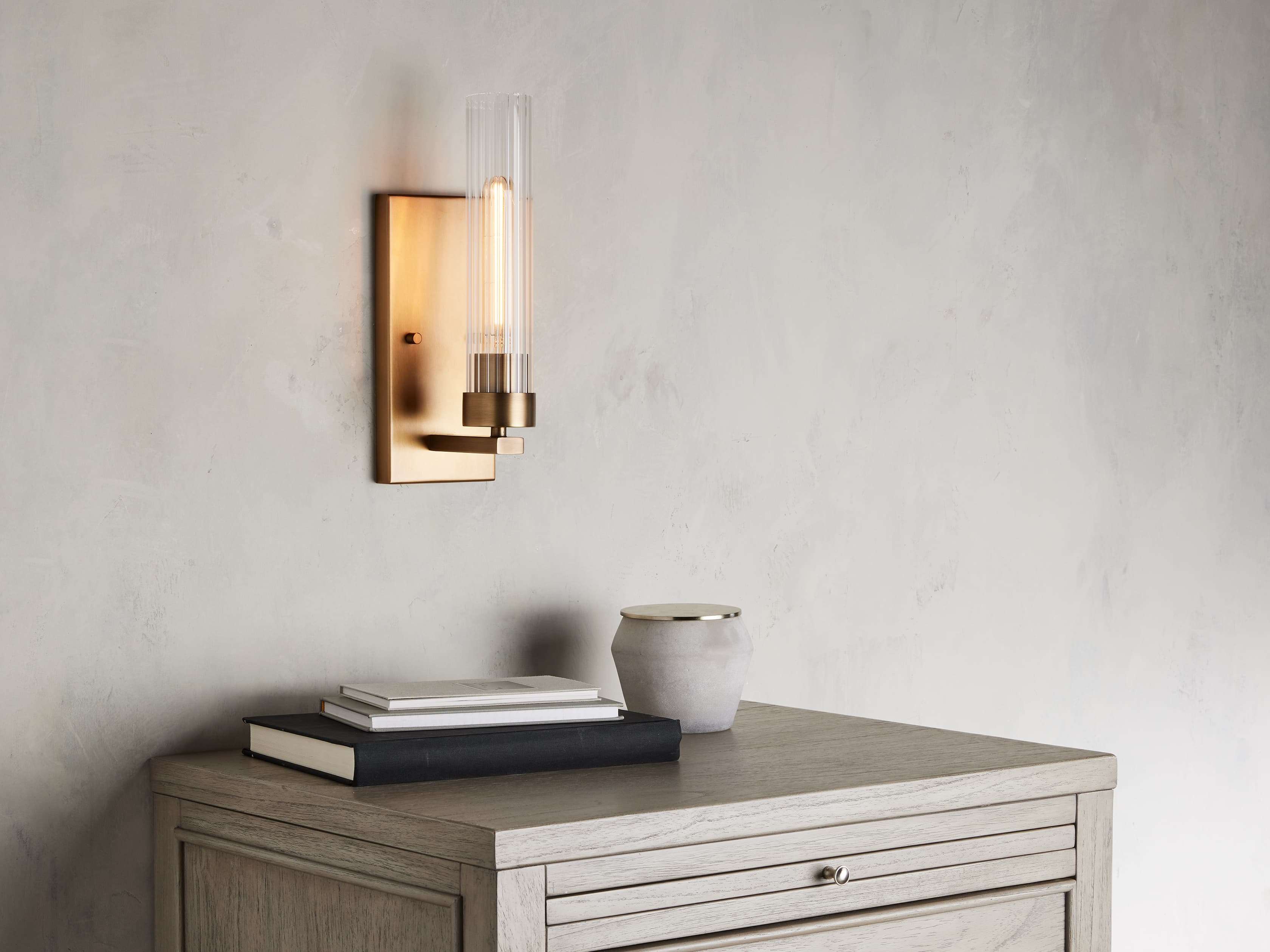 Pastis 1-head Wall Sconce-Vancei