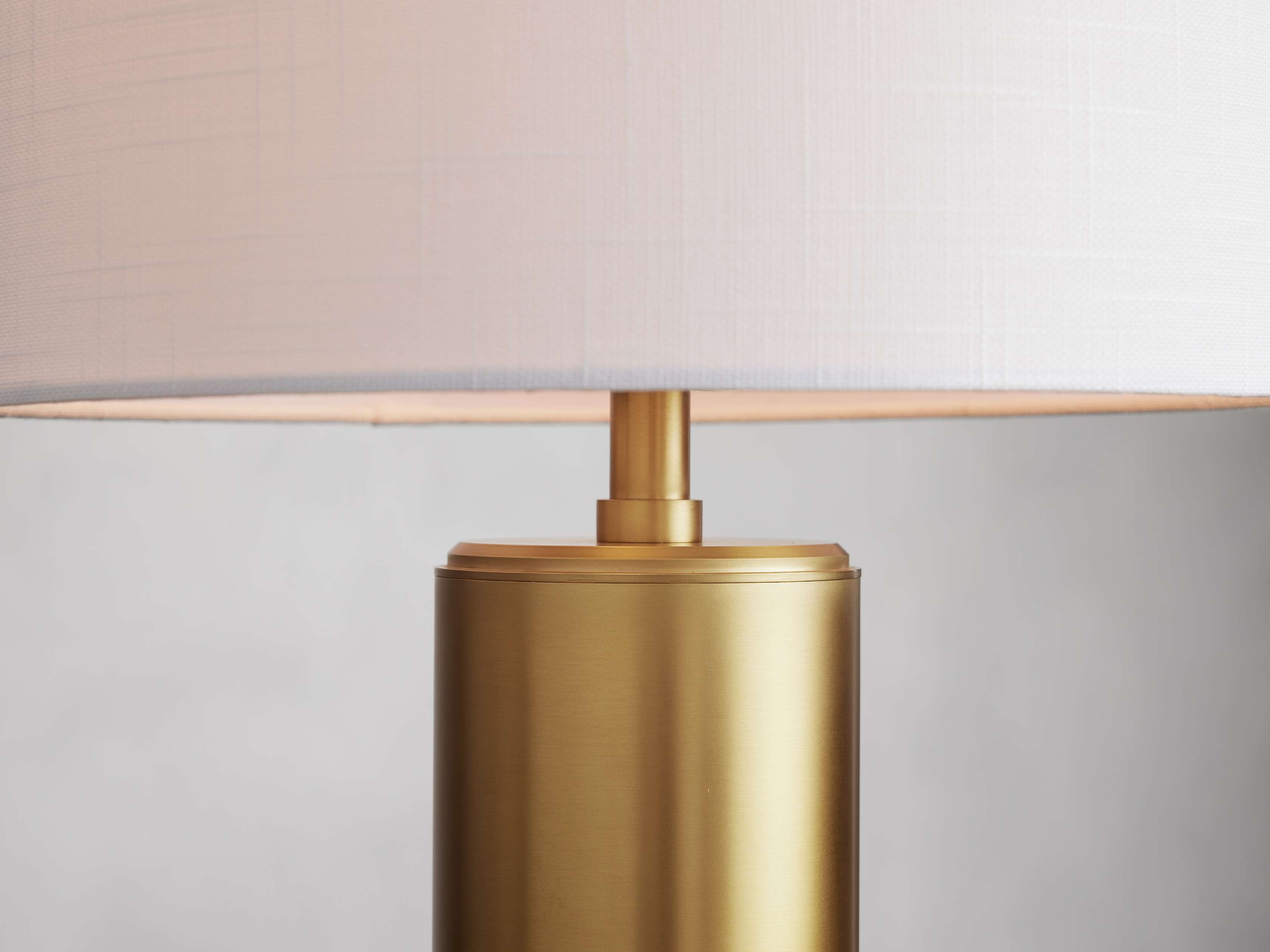 Lumina Column Table Lamp 20'' 31''