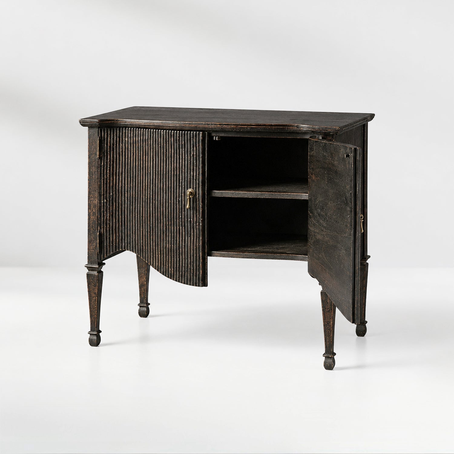 Caronix Hall Chest