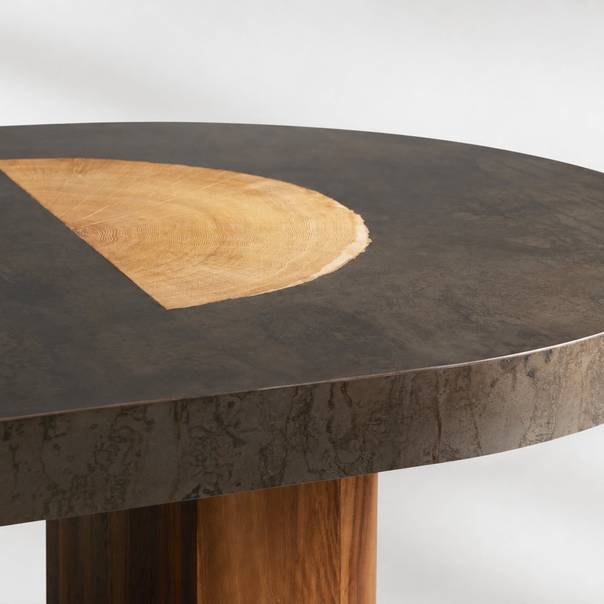Calacius Dining Table Oxidized Steel Wood Industrial Artisanal Dining
