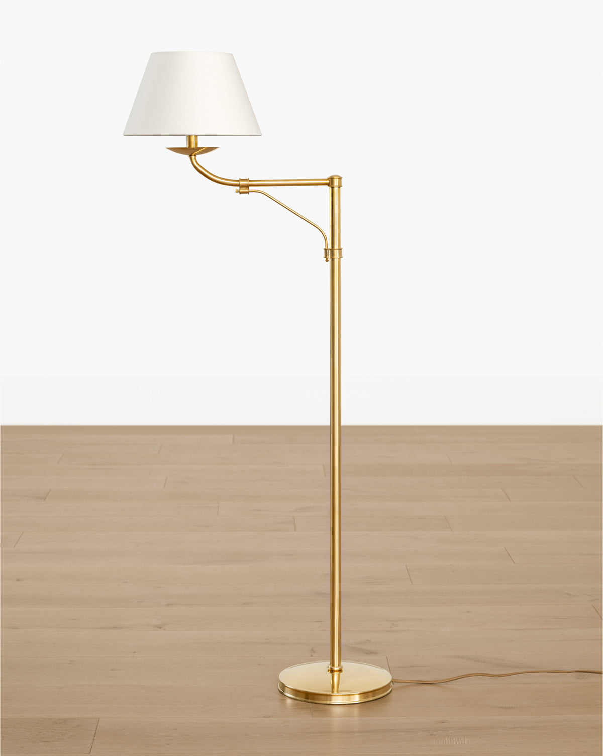 Fiddler Floor Lamp