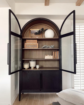 Hendi Glass Cabinet-Vancei