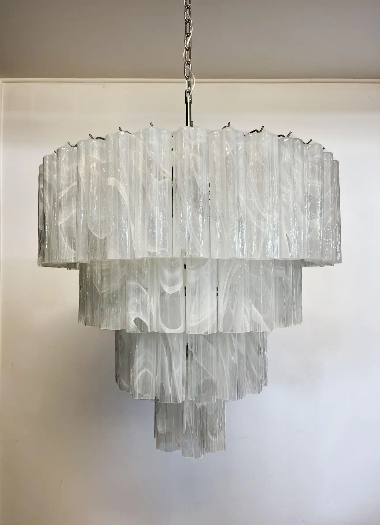Murano Chandelier – 78 tubes – Alabaster white - Oasislives