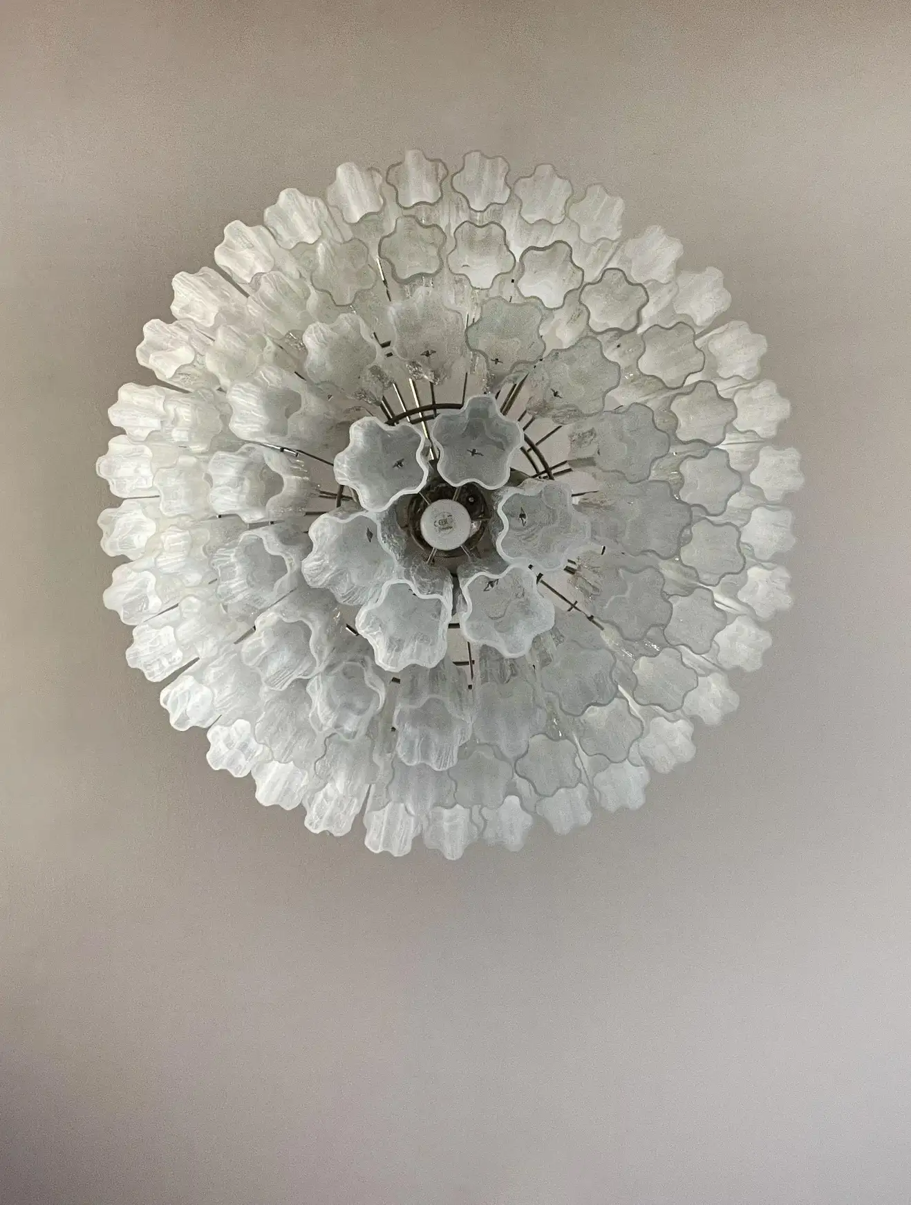 Murano Chandelier – 78 tubes – Alabaster white - Oasislives