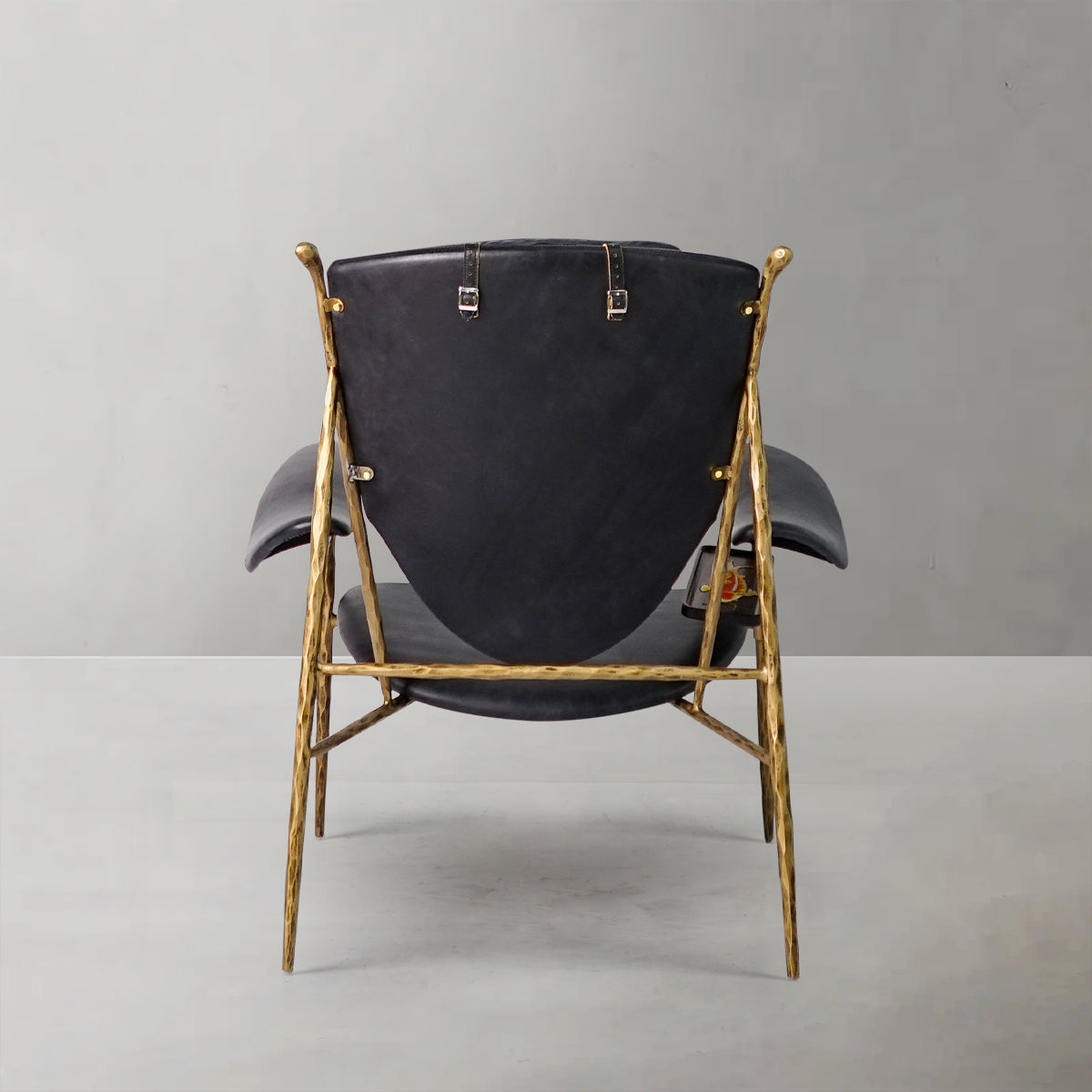 Thaddies Enamel Wooden Plate Leather Armchair-Vancei