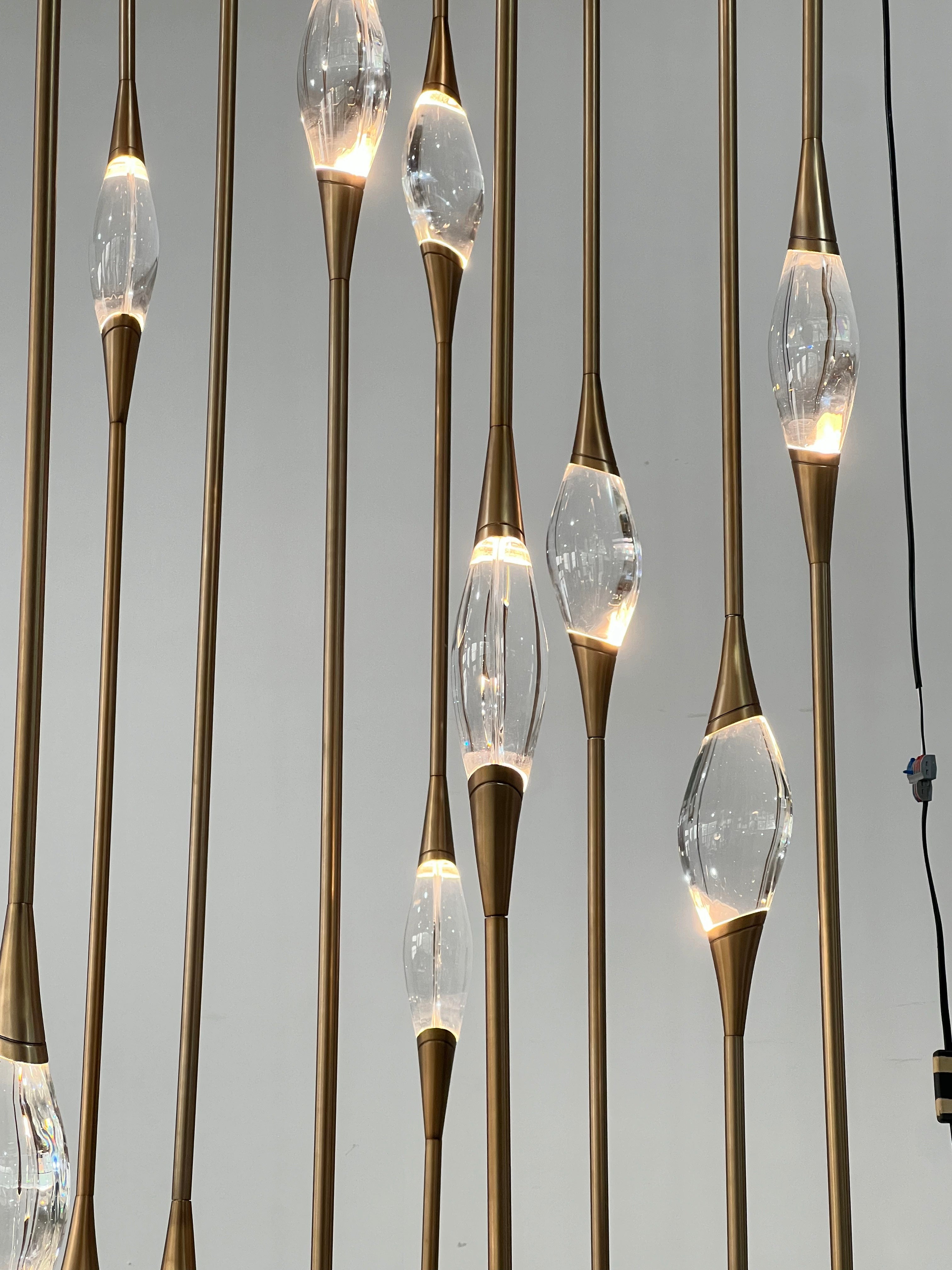 Pezz Round 12 Cluster Chandelier altezza height 700cm/275"